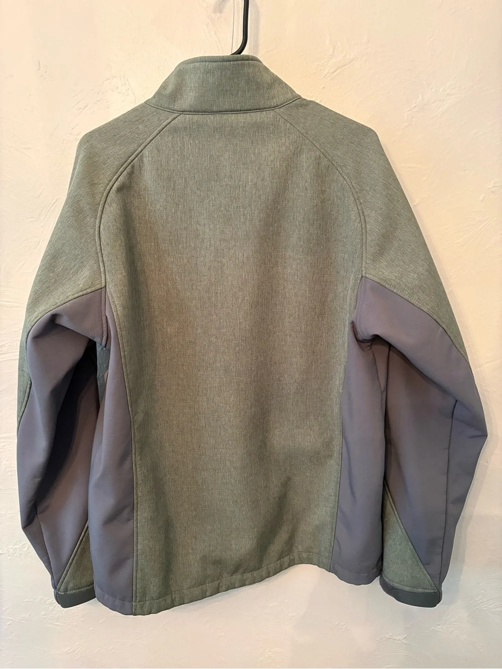 Men's Olive Green Softshell Jacket with Gray Accents
